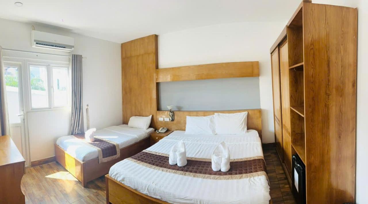 Vang Vieng Th Central Park Hotel Экстерьер фото