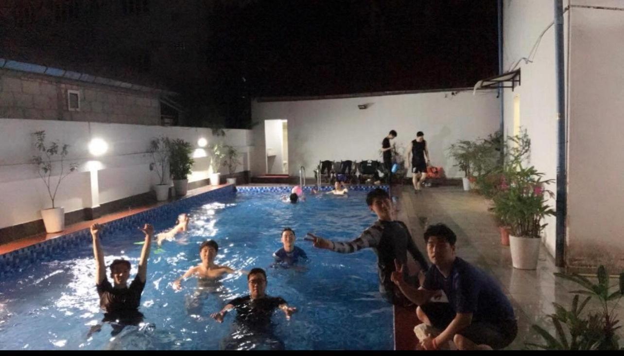 Vang Vieng Th Central Park Hotel Экстерьер фото